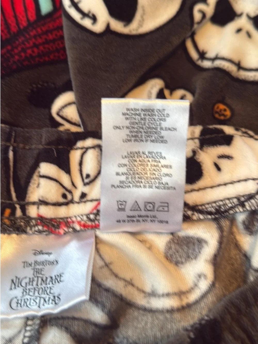 Black Jack Skellington & Sally Pajama Pants Women’s Small - Picture 6 of 6